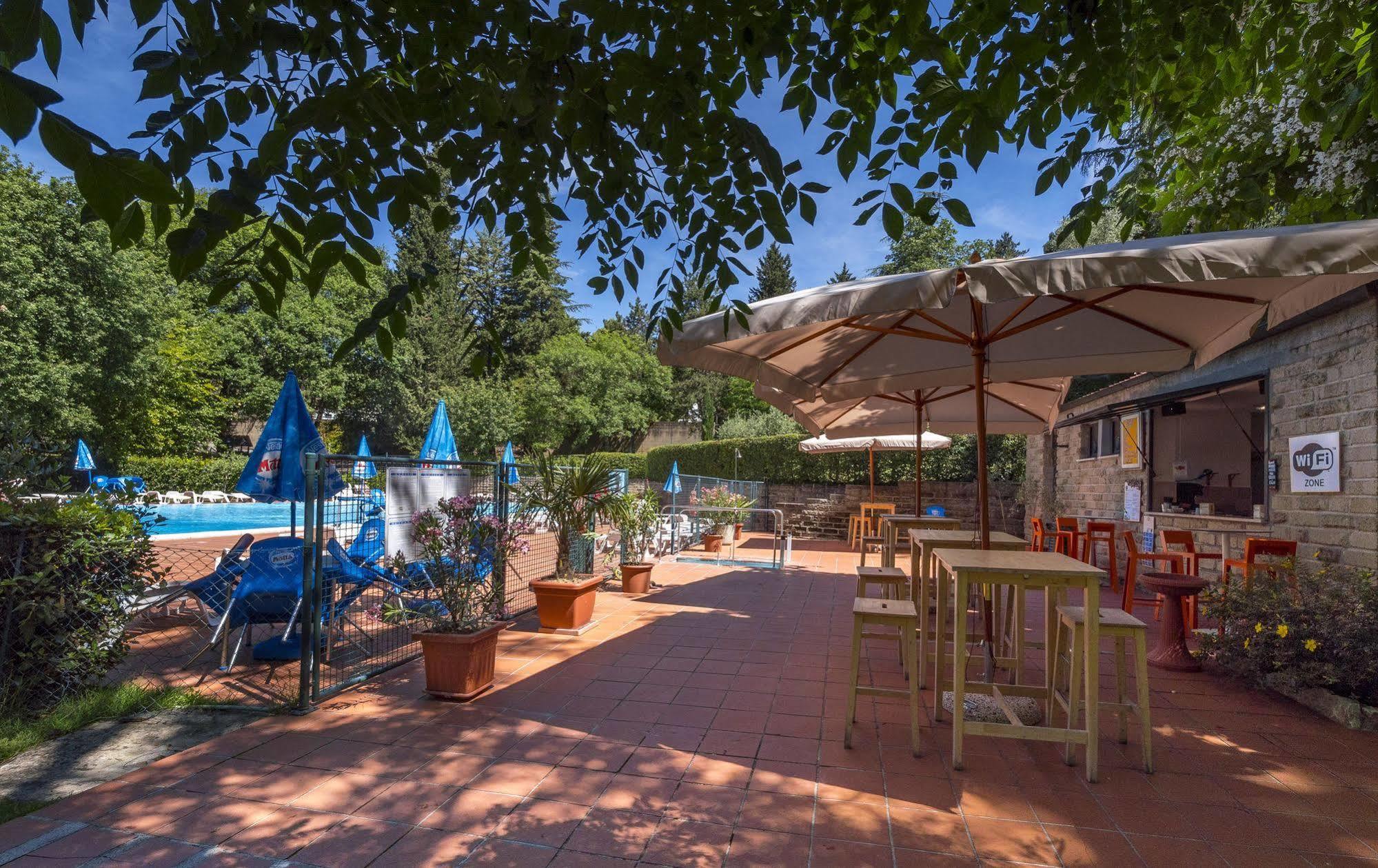 Hotel Camping Siena Colleverde Exterior foto